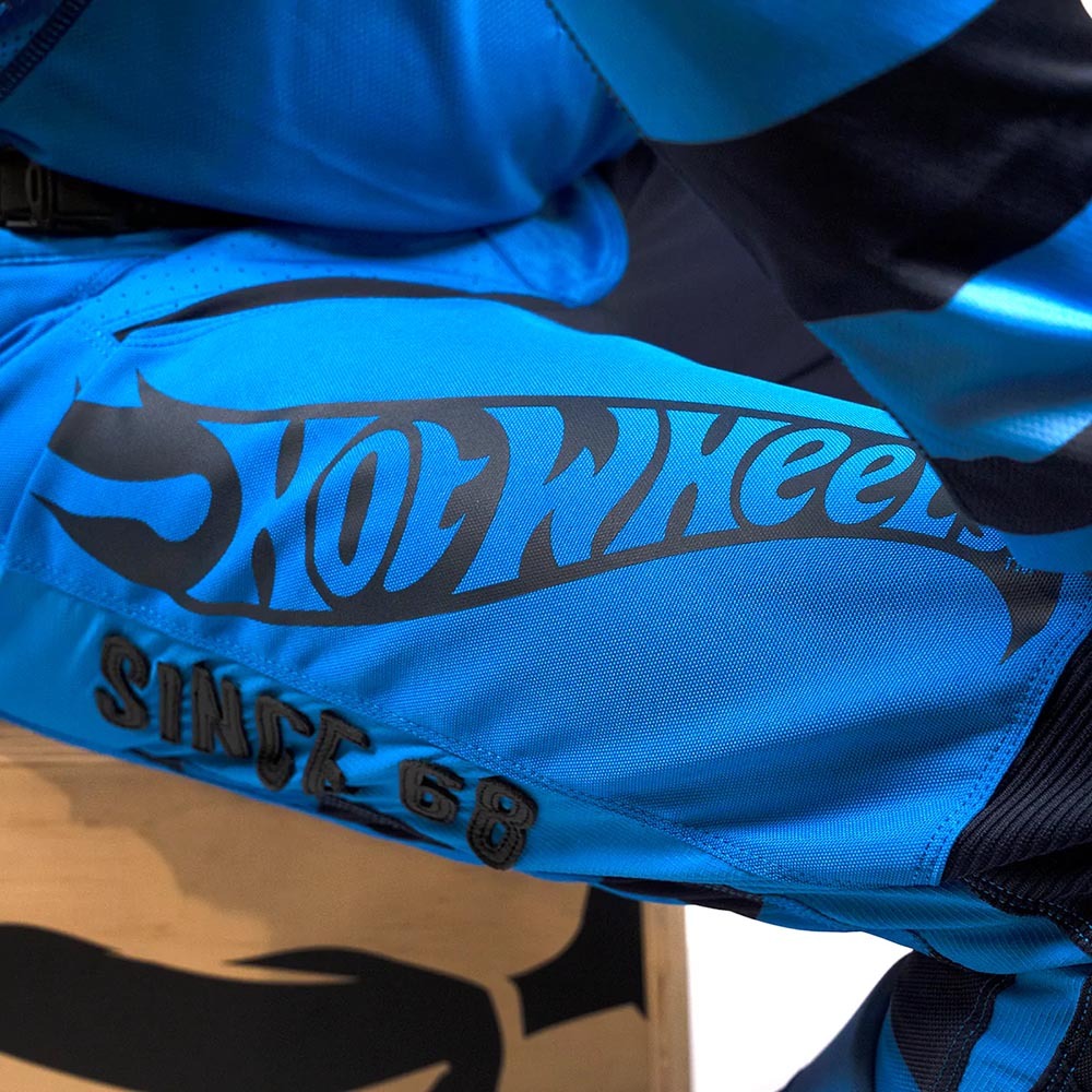 Blue dirt bike gear top