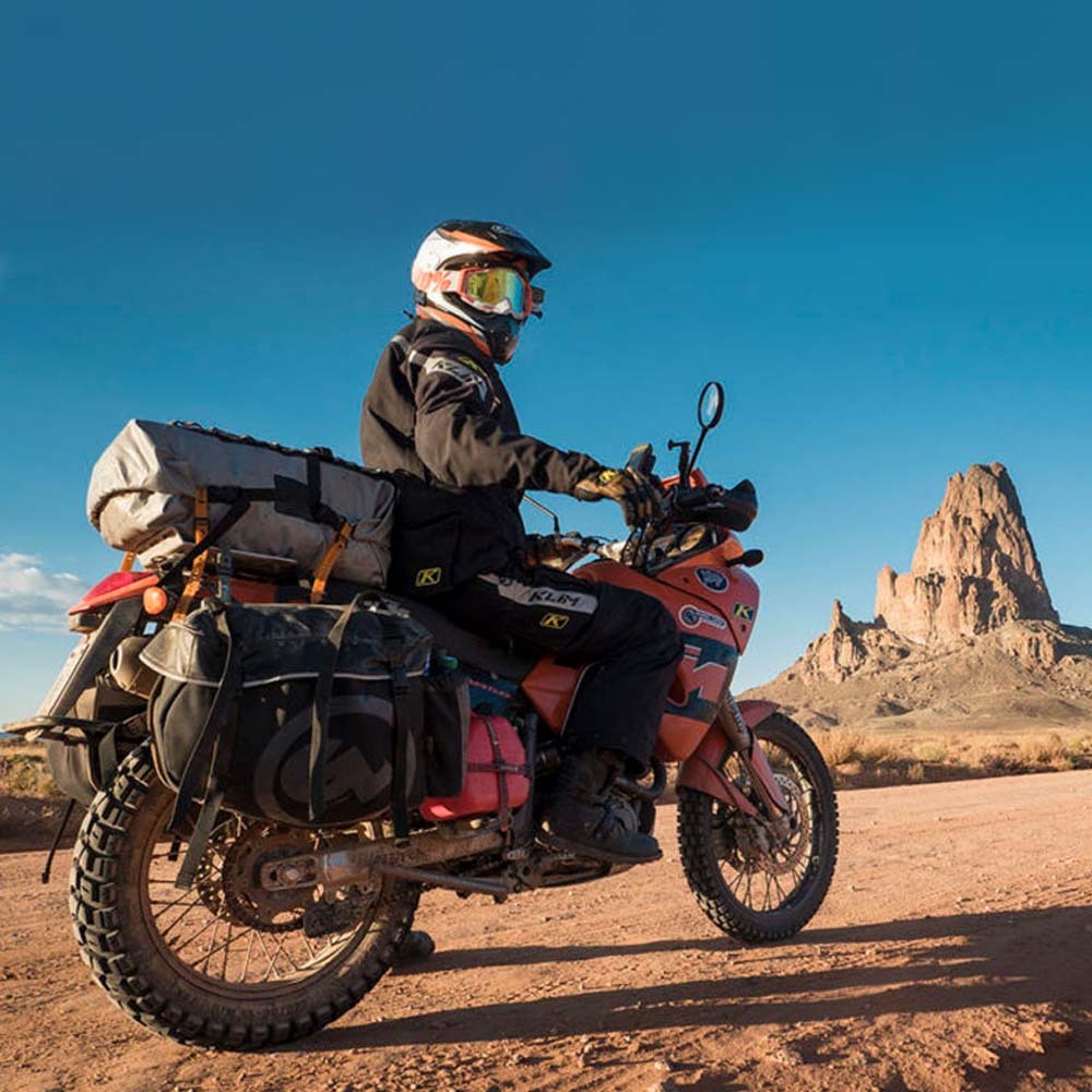 Giant Loop Siskiyou Panniers at MXstore