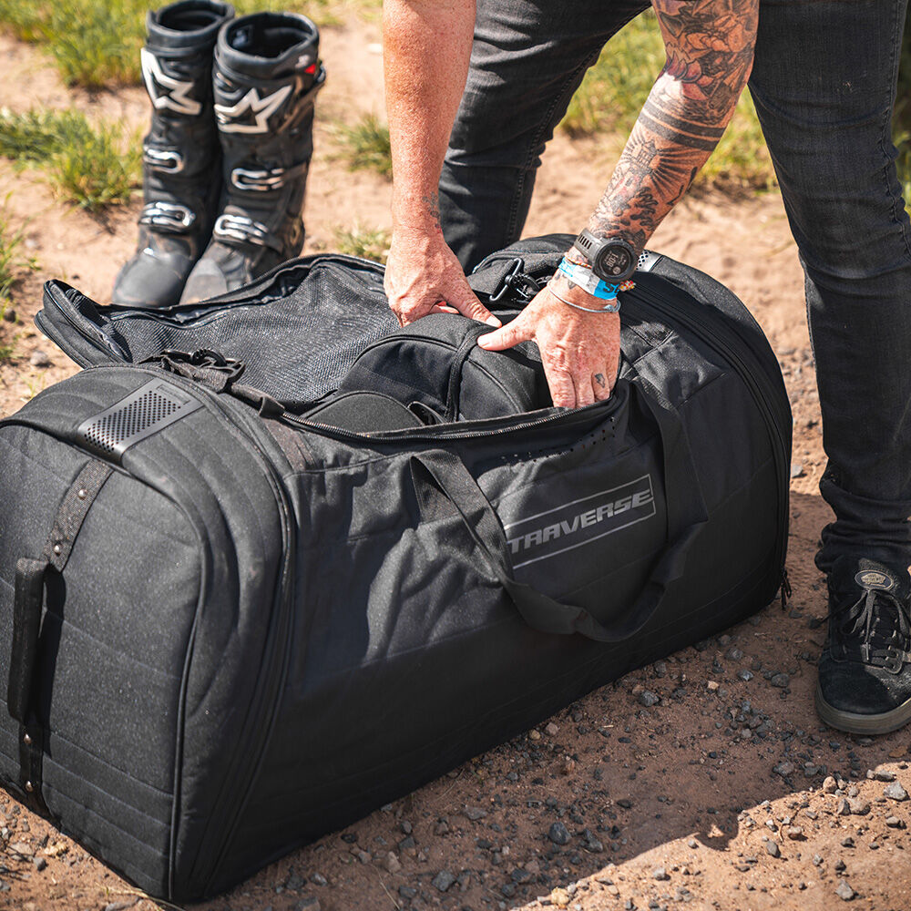 Traverse The Essentials Series Black Gear Bag at MXstore