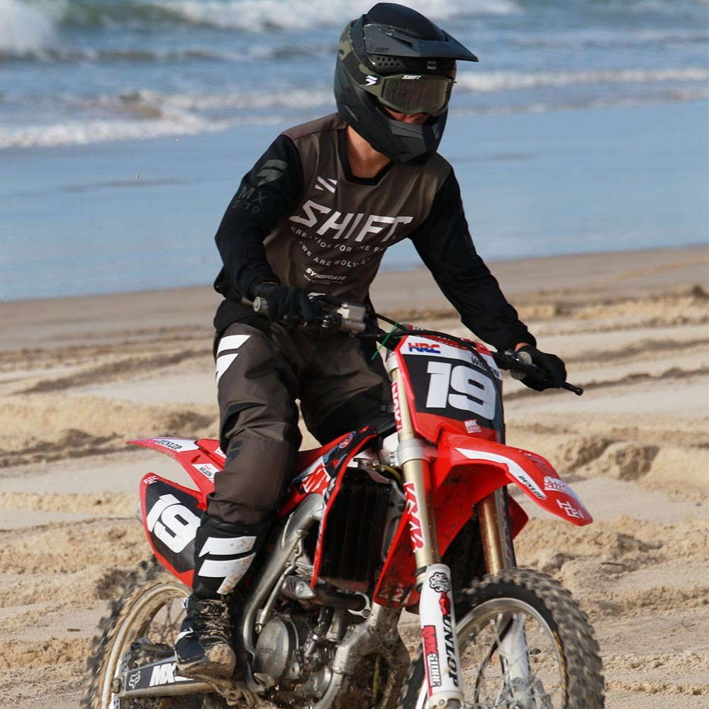 Shift 2019 WHIT3 Label Black Boots at MXstore