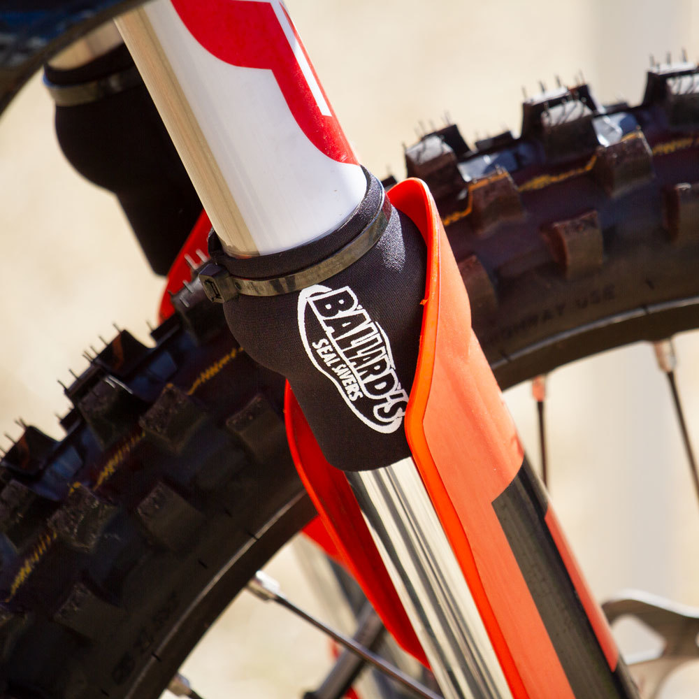 Tourmax Fork Seal Set FSD-039 – 38x50x8/9.5mm With Dust Cap – German Quality