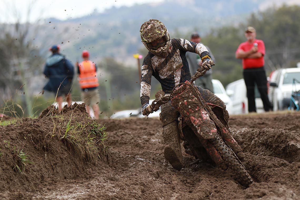 Day In The Dirt Down Under MXstore