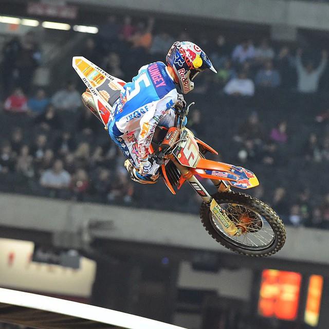 Dungey back on top!