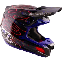 Troy Lee Designs 2026 SE5 Carbon Overspray Black/Magenta Helmet