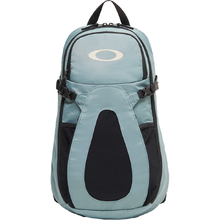 Oakley Seeker Traverse RC Pacific Hydration Pack