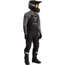 Thor 2026 Ridemode Menace Black Gear Combo