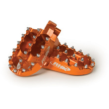 RHK KTM EXC/Husqvarna TE/FE 17-22 Orange Pursuit Foot Pegs