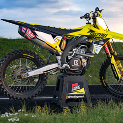 Four hacks when installing dirt bike graphics 